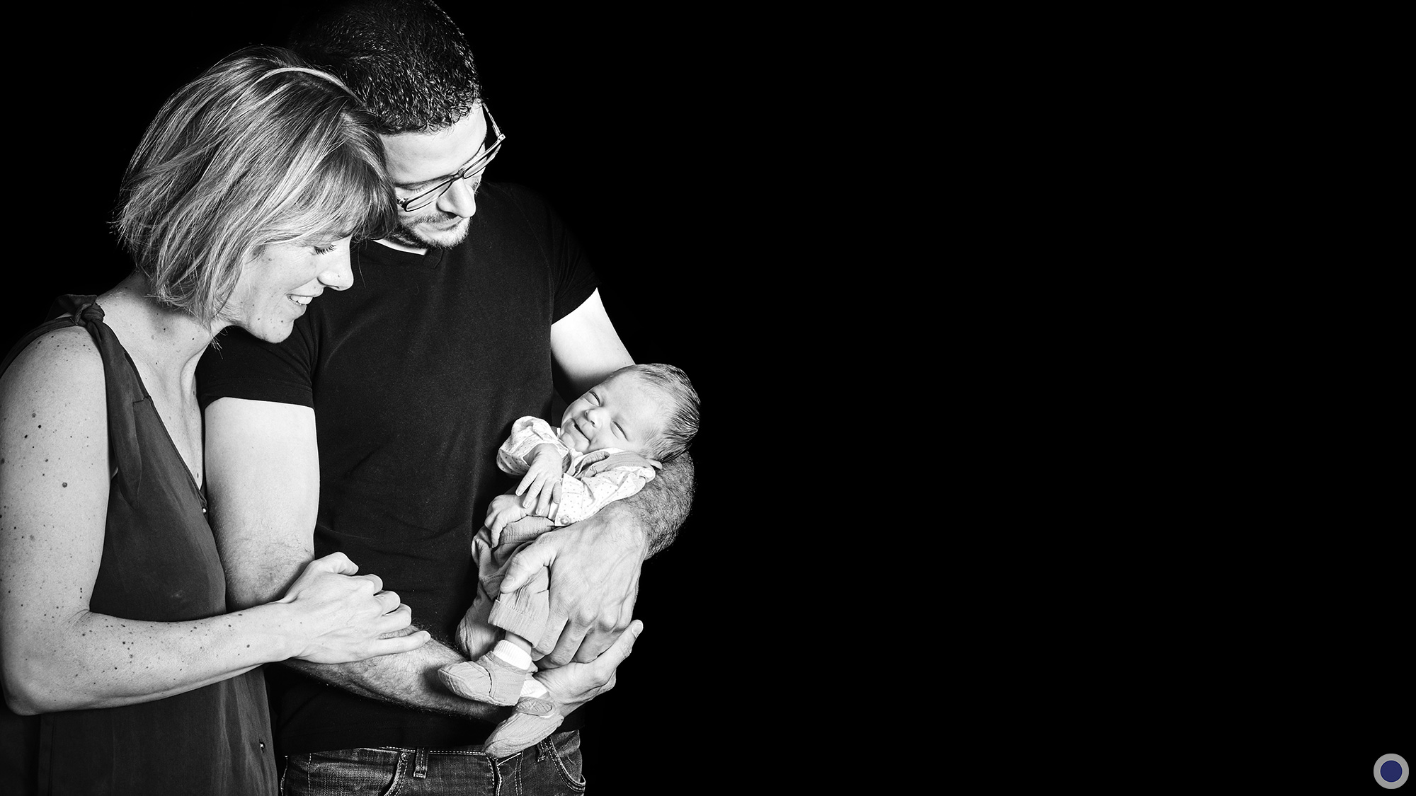 Séance photo de bébé - naissance - nouveau-né : Marius avec Maman et Papa