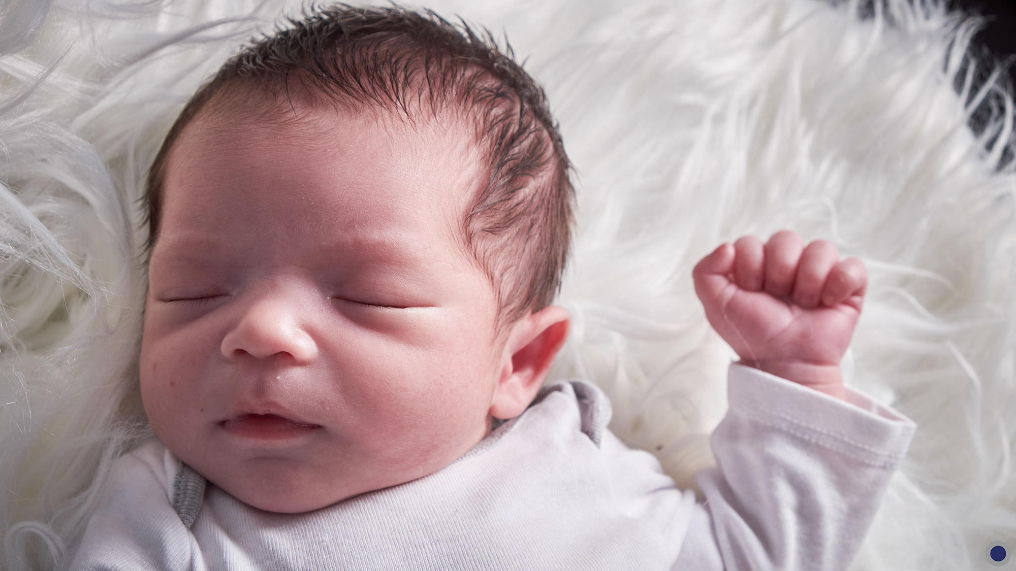 Séance photo de bébé - naissance - nouveau-né : Hugo