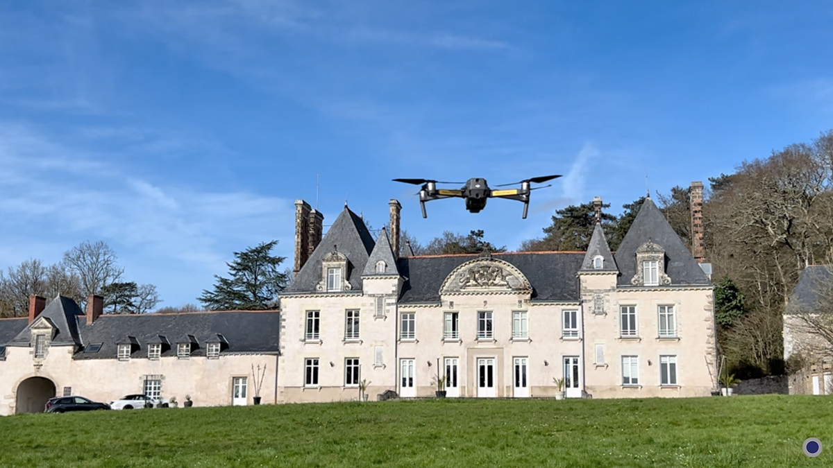 Formation télépilote professionnel de drone avec DRONIZ.