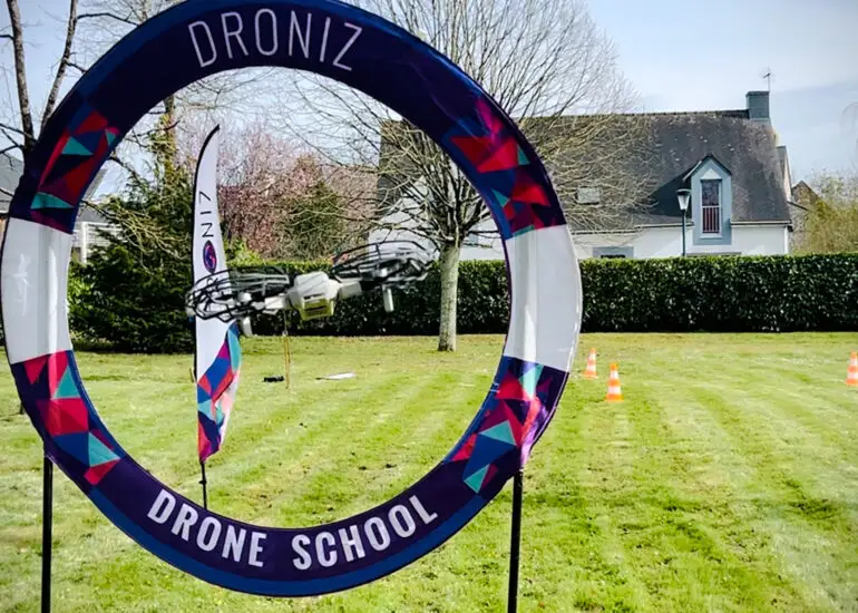 Formation télépilote professionnel de drone avec DRONIZ